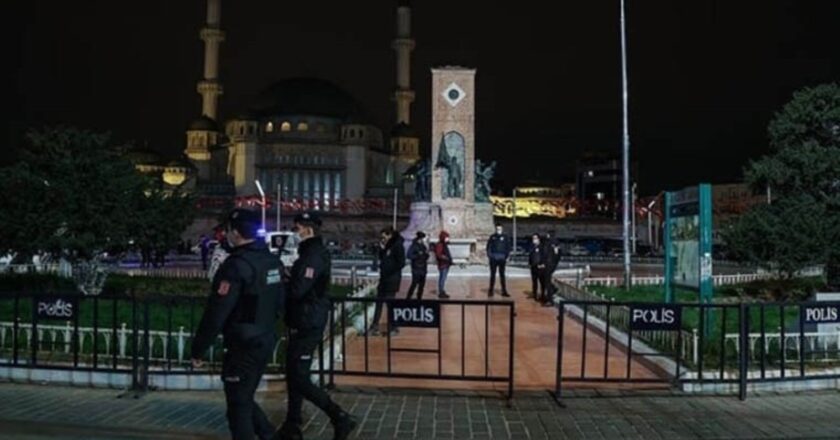 İstanbul'da yılbaşında 55 bin polis görev yapacak