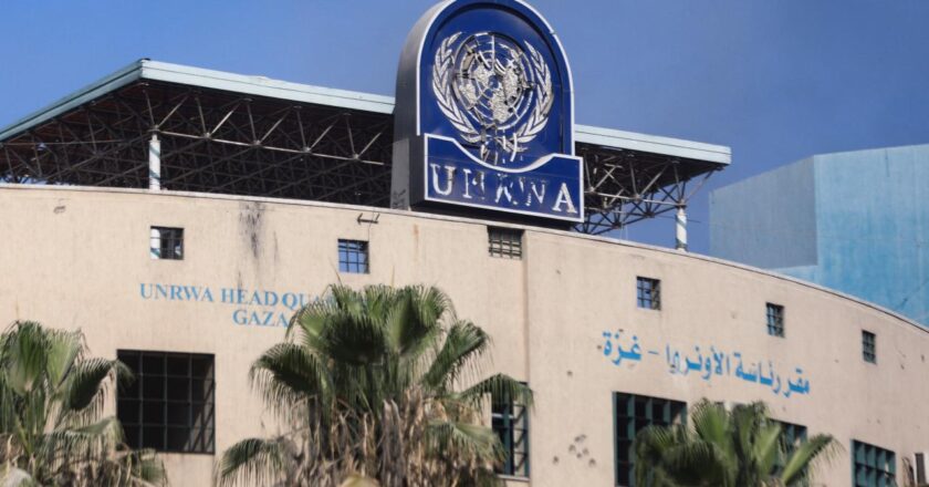 Birleşik Krallık: İsrail'in UNRWA'yı yasaklama kararı yürürlüğe girmemeli