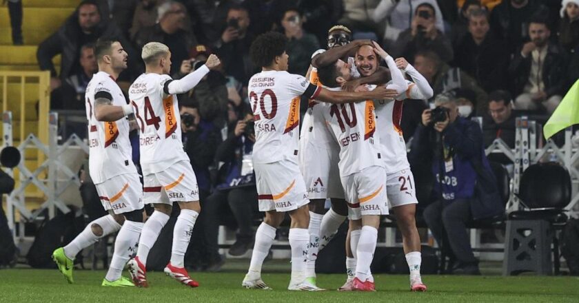 Gaziantep FK – Galatasaray Bein Sporst 1 Canlı | Aslan Gaziantep uzaktan | Lider Galatasaray, Trendyol Süper Lig 22 hafta Gaziantep FK önünde. Yarışma Bein Sports 1’de Canlı Yayın Gaziantep fk