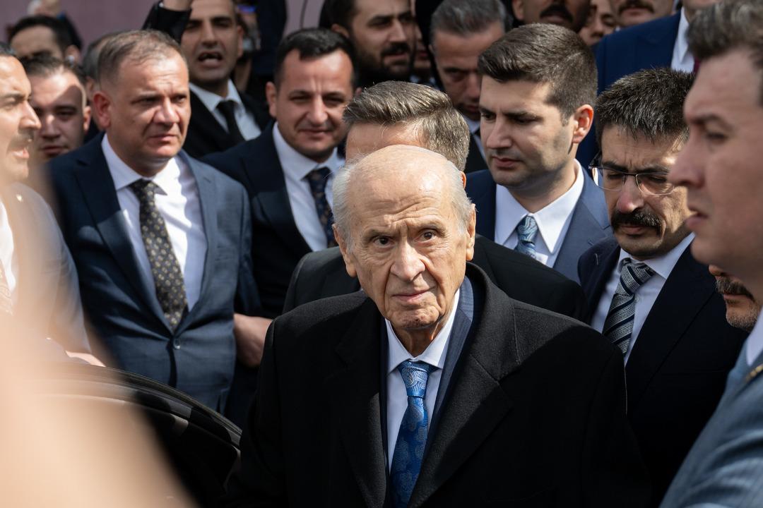 AA-20250404-37534313-37534304-MHP_GENEL_BASKANI_BAHCELI_YAKLASIK_2_AYLIK_ISTIRAHATIN_ARDINDAN_MESAISINE_BASLADI