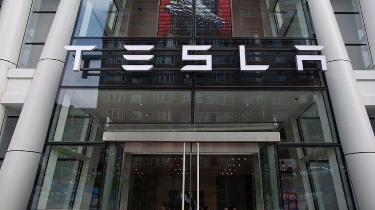 Tesla’nın eylemleri Wall Street’e “Ölüm geçişi” verdi: Elon Musk ve yatırımcılar ne anlama geliyor?