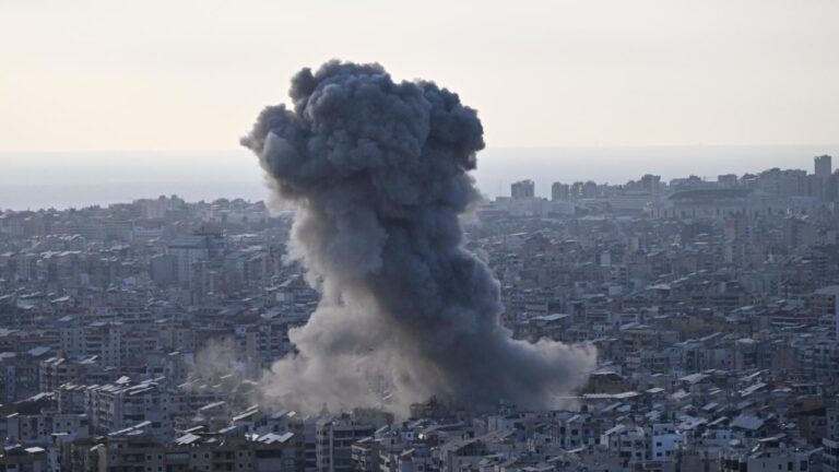 İran’ın bazı kentlerinde patlama sesi duyuldu