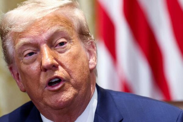 Trump’tan Rusya için sert sözler: “Putin’den memnun değilim, yaptırım uygulayacağız”