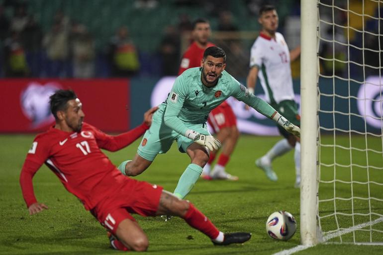 TFF, İrfan Can Kahveci'nin takımdan çıkarıldığını duyurdu...