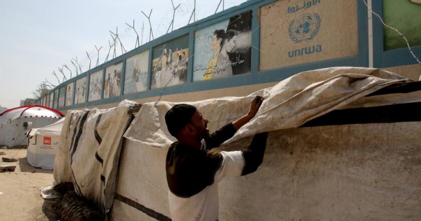 İsrail, ateşkese rağmen UNRWA’nın Gazze’ye yardım göndermesine izin vermiyor