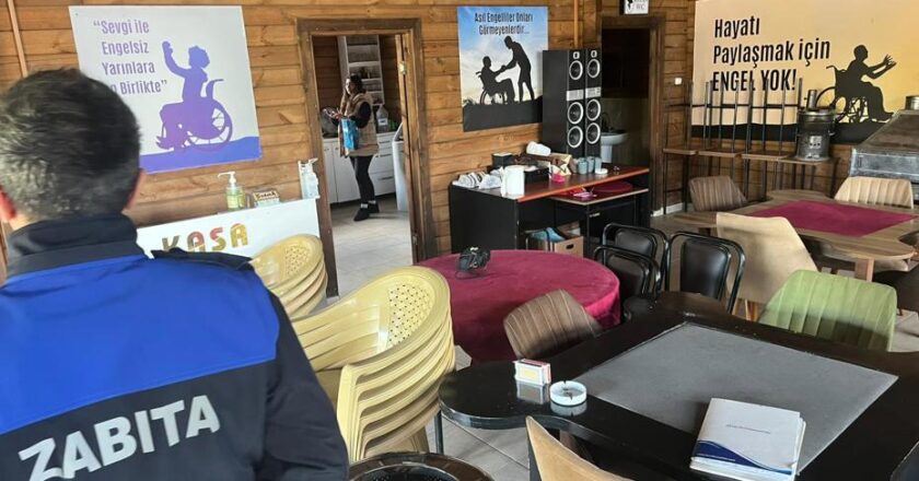 Engellilere Ayrılan Bina Kafeteryaya Dönüştürüldü, Okey Keyfi Yaşandı