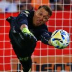 Estudiantes, Fernando Muslera’nın iki penaltı kurtarışıyla şampiyonluğa ulaştı