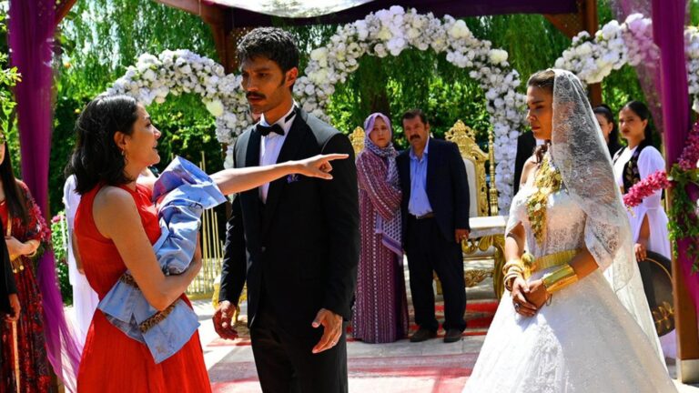 Halef: Köklerin Çağrısı Melek diziden ayrılıyor mu? Aybüke Pusat için karar verildi: İşte Halef: Köklerin Çağrısı ile ilgili ayrıntılar…